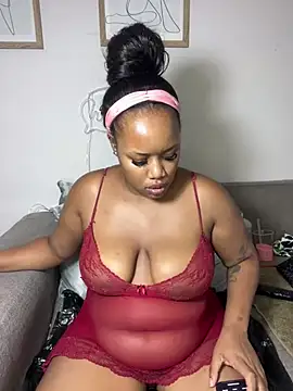 Snapshot of MimiCurves chatting on February 2025 12:38:02 AM MimiCurves online show from February 2025 12:38:02 AM