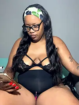 Snapshot of MimiCurves chatting on January 2026 07:13:02 AM MimiCurves online show from January 2026 07:13:02 AM