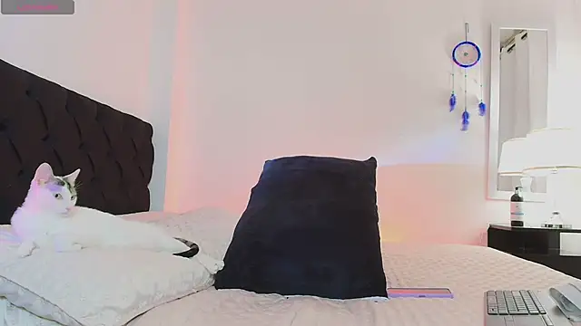 MeganLorensx online show from February 2025 01:22:01 AM