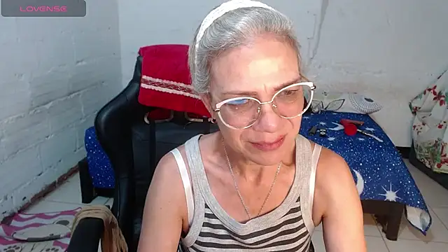 Snapshot of Giorgia_xue53 chatting on December 2024 01:36:02 PM Giorgia xue53 online show from December 2024 01:36:02 PM