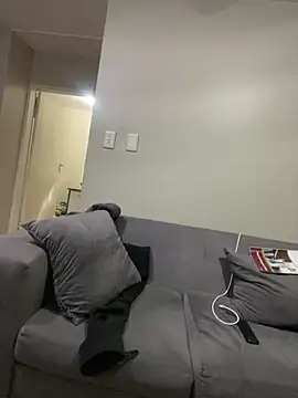 jaytee198610 online show from April 2026 03:55:01 AM