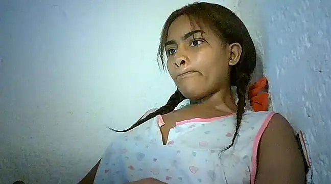 Snapshot of Bellabeltrann chatting on January 2025 11:54:01 AM Bellabeltrann online show from January 2025 11:54:01 AM