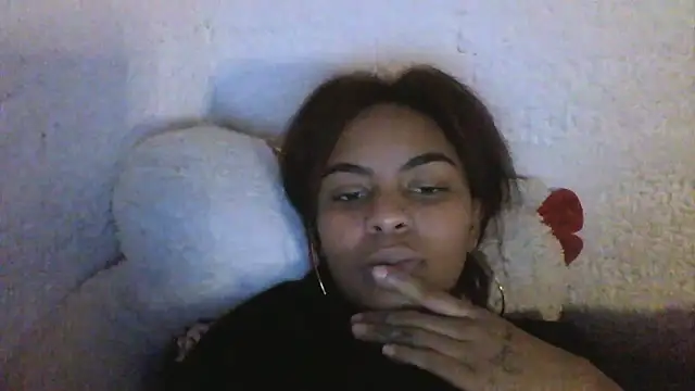 Snapshot of Bellabeltrann chatting on March 2025 02:12:02 PM Bellabeltrann online show from March 2025 02:12:02 PM