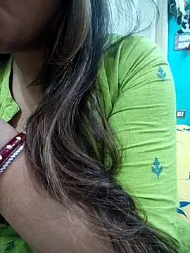 Snapshot of Natasha-143 chatting on February 2026 07:17:02 PM Natasha-143 online show from February 2026 07:17:02 PM