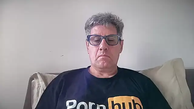 Snapshot of Britmi chatting on September 2025 06:48:02 AM Britmi online show from September 2025 06:48:02 AM