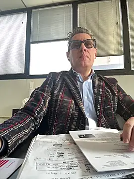 Snapshot of Britmi chatting on February 2026 11:07:02 AM Britmi online show from February 2026 11:07:02 AM