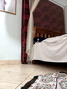 Snapshot of LOVELY-2BERRY chatting on December 2025 06:52:01 AM LOVELY-2BERRY online show from December 2025 06:52:01 AM