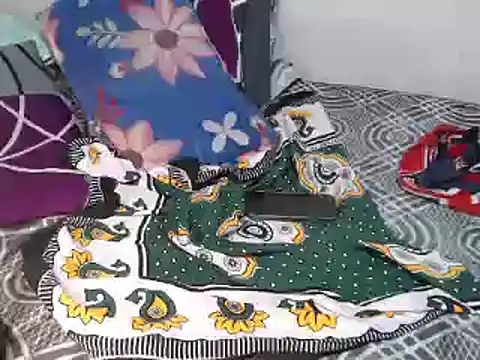 Snapshot of trina_kay chatting on March 2025 01:28:01 PM trina kay online show from March 2025 01:28:01 PM