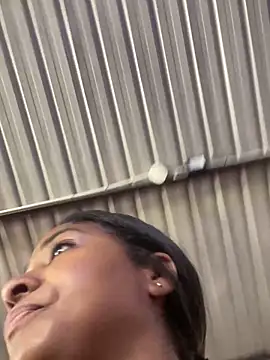 Berry Bans online show from September 2025 05:38:02 PM