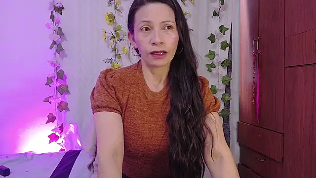 cattaleya1476 online show from July 2026 03:43:01 PM
