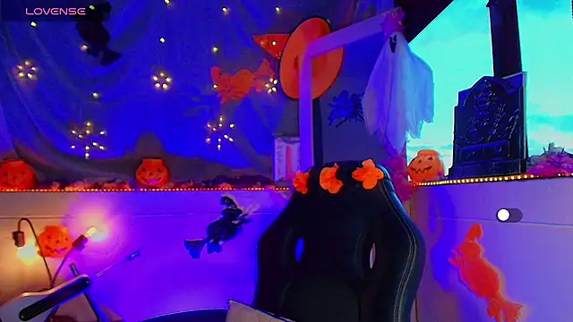 mariana scott   online show from October 2025 10:32:02 PM