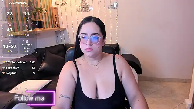 Sofiia davis23 online show from May 2026 02:00:01 PM