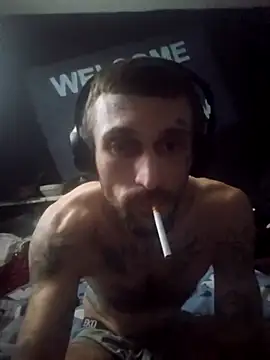 hungandtatted666 online show from November 2025 01:21:02 PM