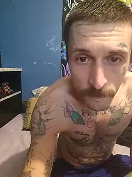 hungandtatted666 online show from February 2026 01:29:02 PM