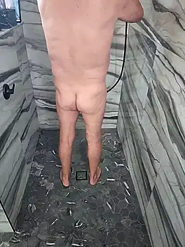 Snapshot of theclubist111 chatting on March 2025 01:07:02 PM theclubist111 online show from March 2025 01:07:02 PM