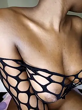 ManyaFatuity online show from March 2025 01:18:01 PM