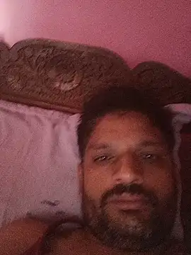 Desi Couple32 online show from June 2026 07:32:01 AM