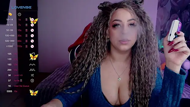 Snapshot of _Just_a_queen_3 chatting on February 2025 11:54:02 AM Just a queen 3 online show from February 2025 11:54:02 AM