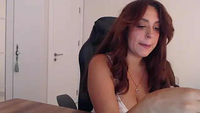  Just a queen 3 online show from June 2026 05:15:02 PM