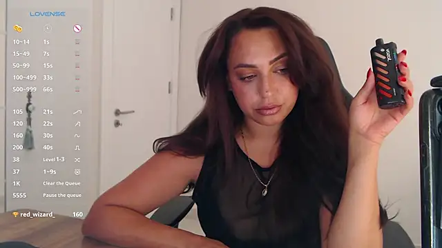  Just a queen 3 online show from June 2026 05:28:02 PM