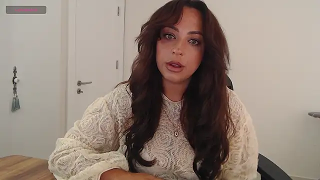  Just a queen 3 online show from June 2026 09:04:02 AM