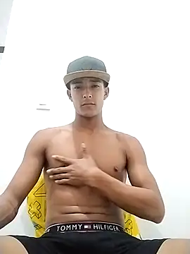 Demiansteven2 online show from December 2024 04:34:02 AM