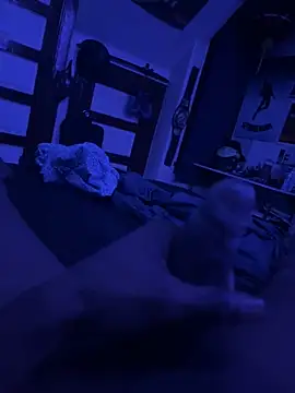 Snapshot of GersonGil1 chatting on December 2025 06:08:02 AM GersonGil1 online show from December 2025 06:08:02 AM