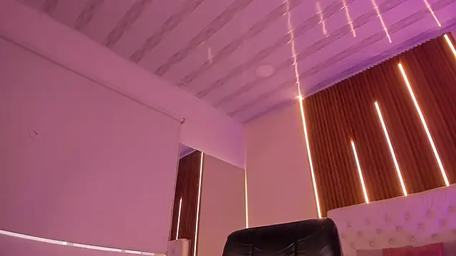 sweetty paulina online show from March 2026 01:28:01 PM