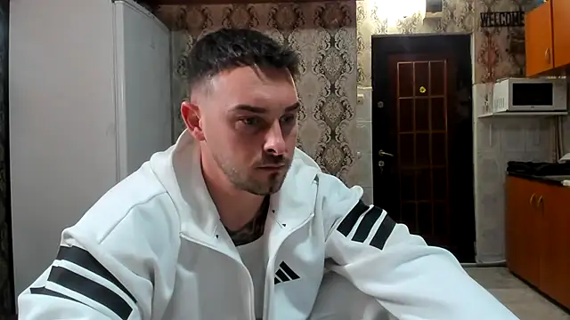 Snapshot of Jonmusclemaster chatting on February 2026 09:37:02 PM Jonmusclemaster online show from February 2026 09:37:02 PM