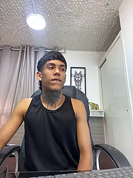 Snapshot of Alan_Cute18 chatting on February 2026 12:56:02 PM Alan Cute18 online show from February 2026 12:56:02 PM