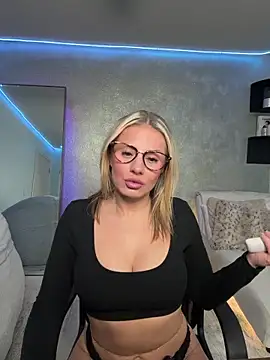 KillerKylie online show from February 2026 10:37:02 AM