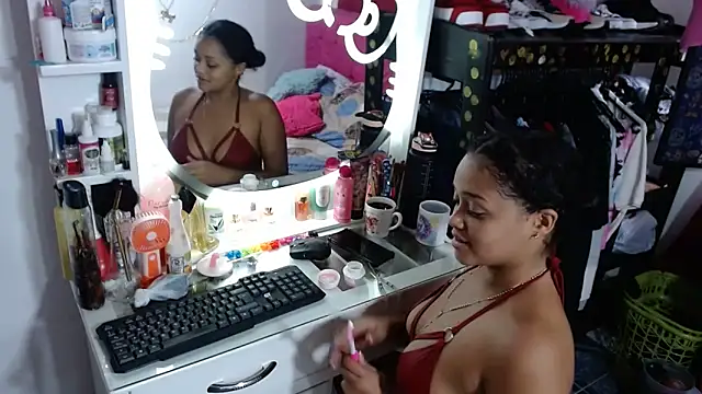 Snapshot of kiara_milf_ chatting on June 2026 07:49:01 PM kiara milf online show from June 2026 07:49:01 PM