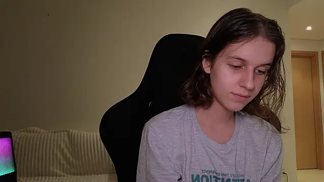 Snapshot of VanessaBayer2 chatting on December 2024 12:27:02 PM VanessaBayer2 online show from December 2024 12:27:02 PM