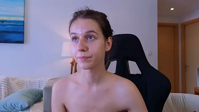 Snapshot of VanessaBayer2 chatting on January 2025 04:13:01 AM VanessaBayer2 online show from January 2025 04:13:01 AM