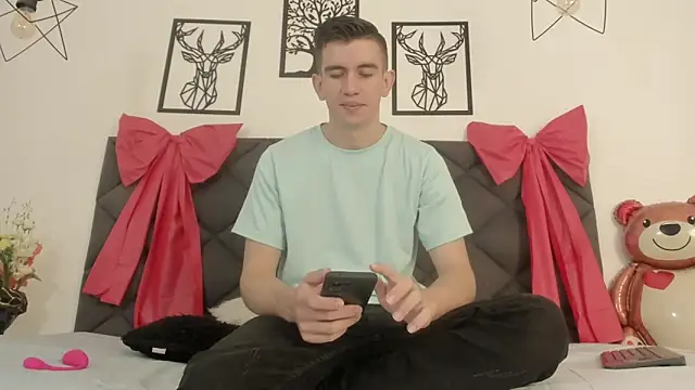 MikaelSlow online show from February 2025 04:31:01 AM