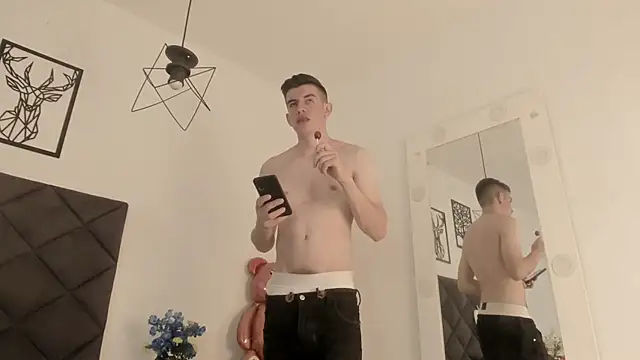 MikaelSlow online show from February 2025 08:50:02 AM