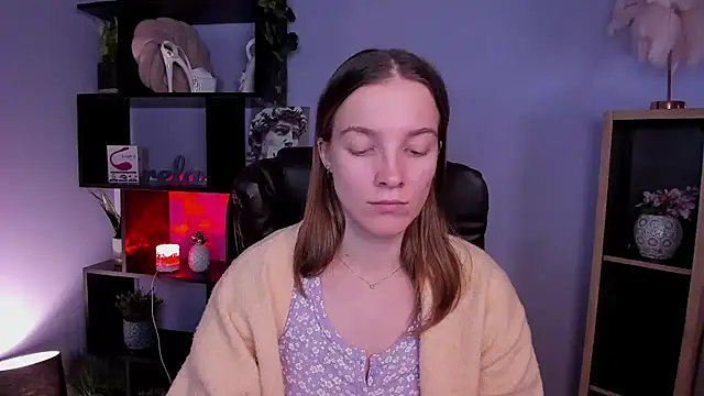 Snapshot of kenzie_x chatting on December 2024 01:55:01 PM kenzie x online show from December 2024 01:55:01 PM