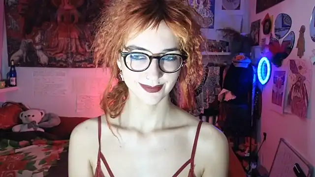 Snapshot of TatianaRomanov chatting on May 2026 07:32:02 PM TatianaRomanov online show from May 2026 07:32:02 PM