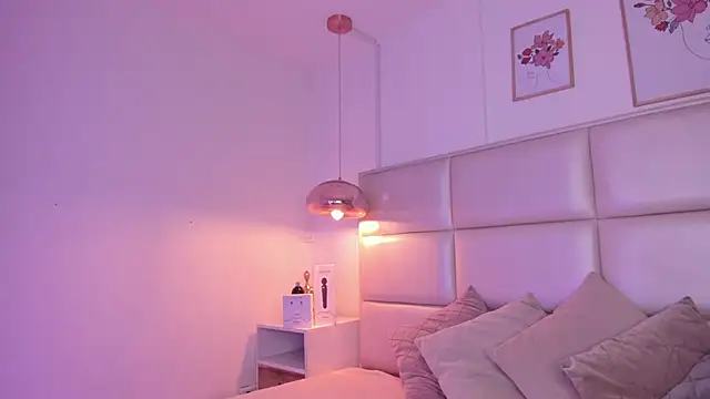 Snapshot of Aily_Yozuko chatting on March 2025 03:13:02 AM Aily Yozuko online show from March 2025 03:13:02 AM