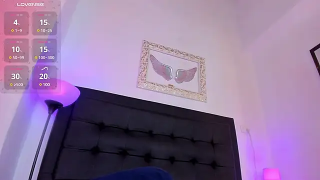 Mia 222 online show from February 2025 02:32:01 PM