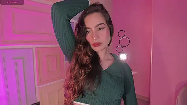 Snapshot of MarianneLane chatting on October 2025 10:29:02 PM MarianneLane online show from October 2025 10:29:02 PM