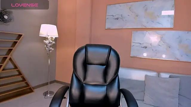 DonnaStonne online show from January 2025 07:07:01 PM