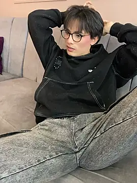 cherryy boy online show from June 2026 12:16:02 AM