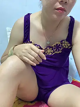 Snapshot of Baby-bigtits chatting on February 2025 10:39:02 PM Baby-bigtits online show from February 2025 10:39:02 PM