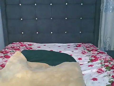 sandra sauvage online show from July 2026 07:24:02 AM