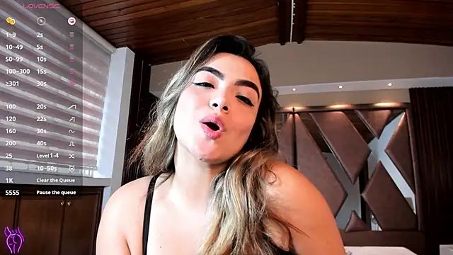 IsabellaaJoness online show from April 2026 11:25:01 AM