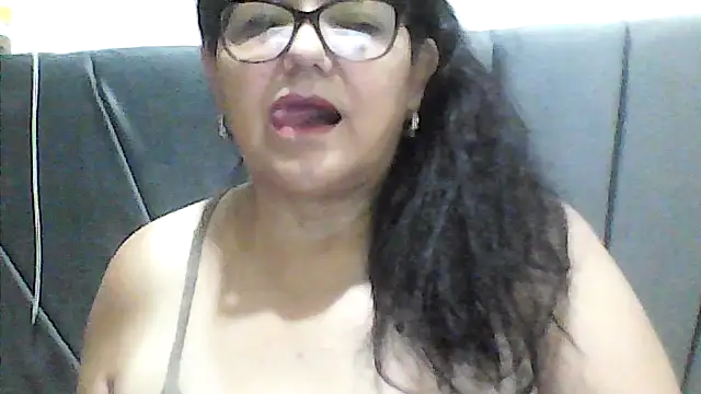 kassandra02 online show from October 2025 02:29:01 PM