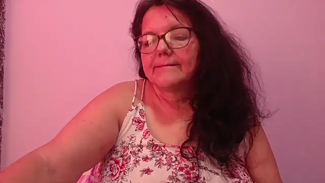 kassandra02 online show from April 2026 12:33:02 PM