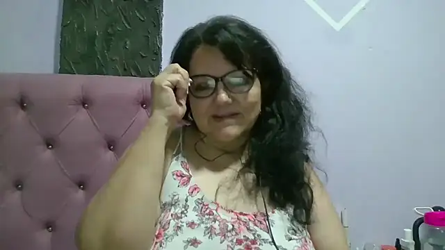 kassandra02 online show from May 2026 03:01:02 AM