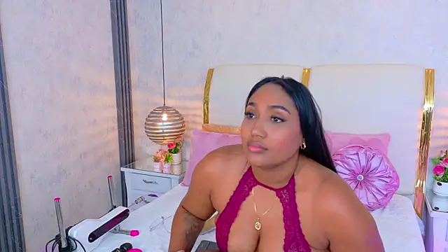 NaiomyLanes online show from July 2026 02:13:01 PM